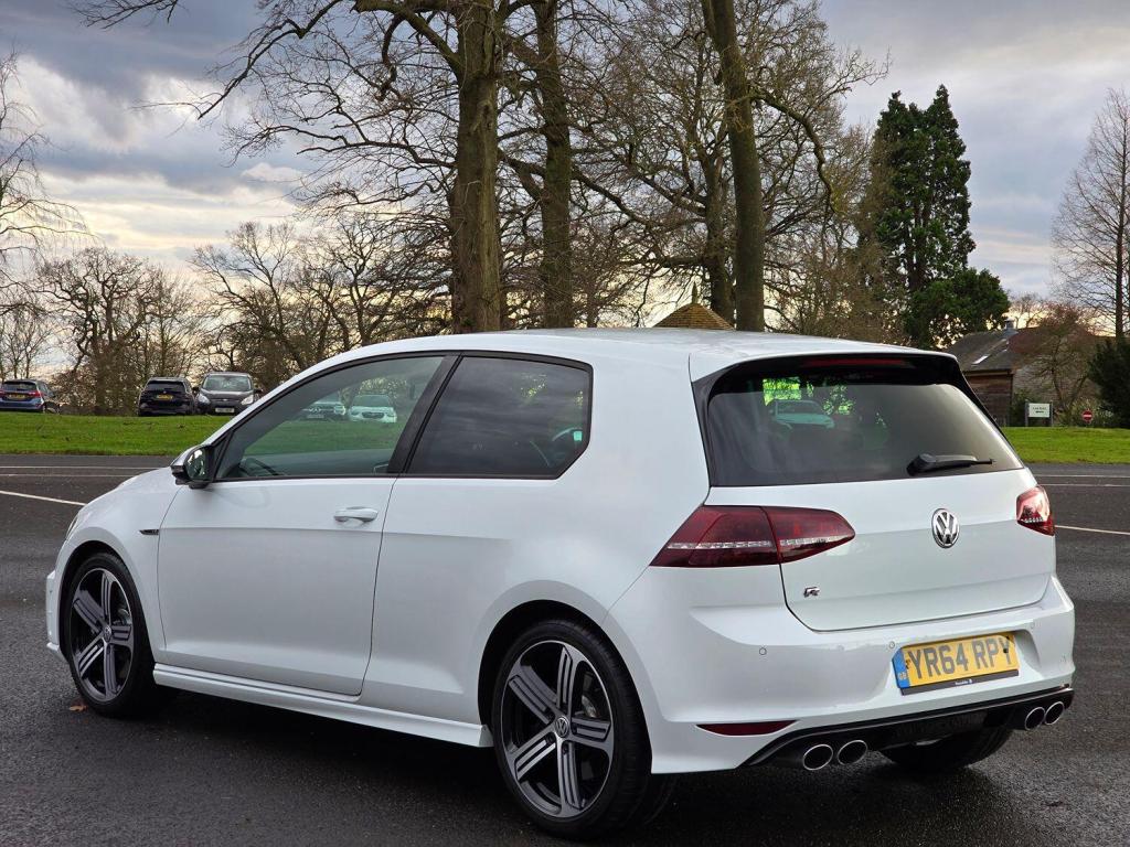 VOLKSWAGEN GOLF 2.0 TSI BlueMotion Tech R 2014