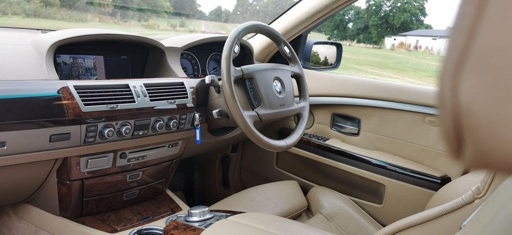BMW 7 SERIES 6.0 760Li V12 2011