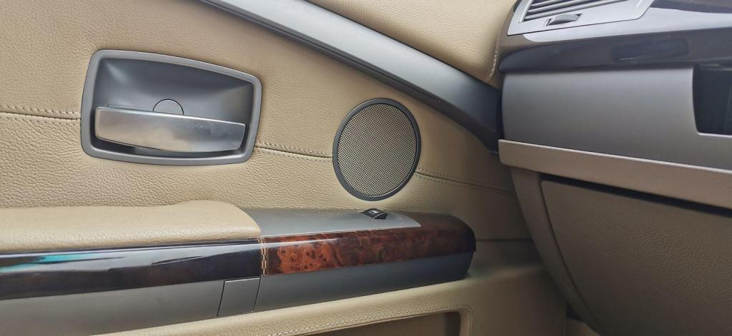 BMW 7 SERIES 6.0 760Li V12 2011