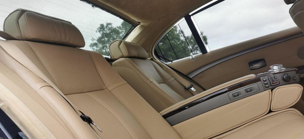 BMW 7 SERIES 6.0 760Li V12 2011