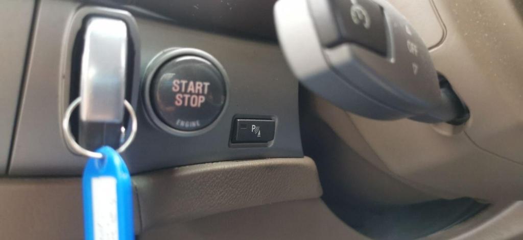 BMW 7 SERIES 6.0 760Li V12 2011