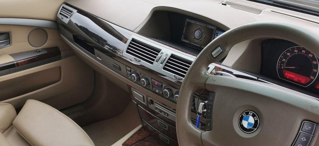 BMW 7 SERIES 6.0 760Li V12 2011