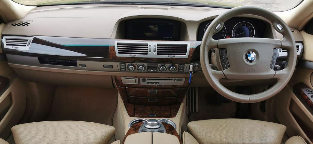 BMW 7 SERIES 6.0 760Li V12 2011