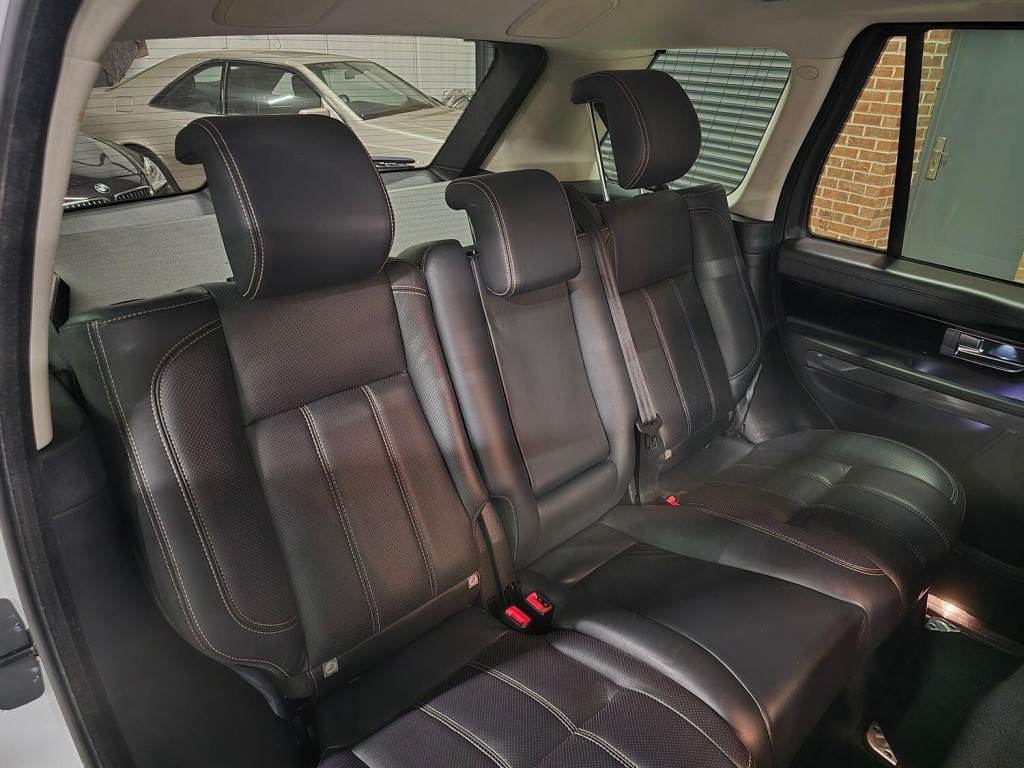 LAND ROVER RANGE ROVER SPORT 3.0 SD V6 HSE Luxury 2012