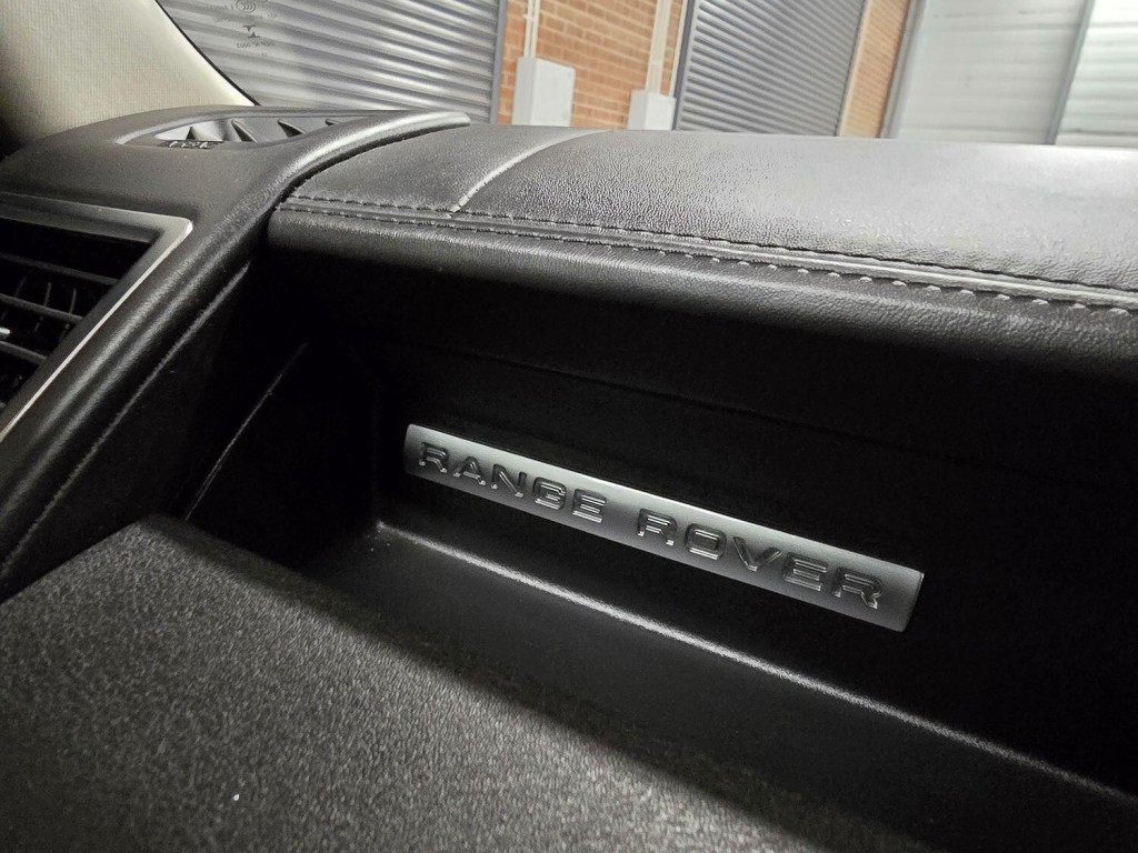 LAND ROVER RANGE ROVER SPORT 3.0 SD V6 HSE Luxury 2012