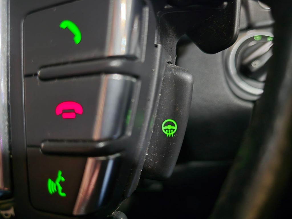 LAND ROVER RANGE ROVER SPORT 3.0 SD V6 HSE Luxury 2012