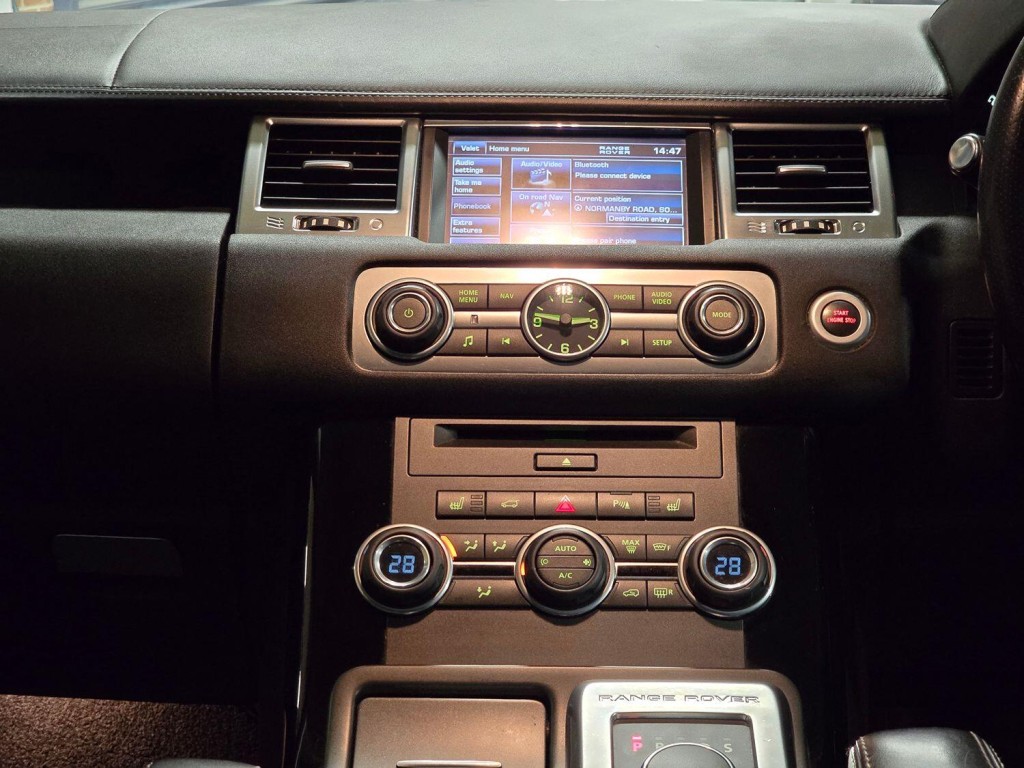 LAND ROVER RANGE ROVER SPORT 3.0 SD V6 HSE Luxury 2012