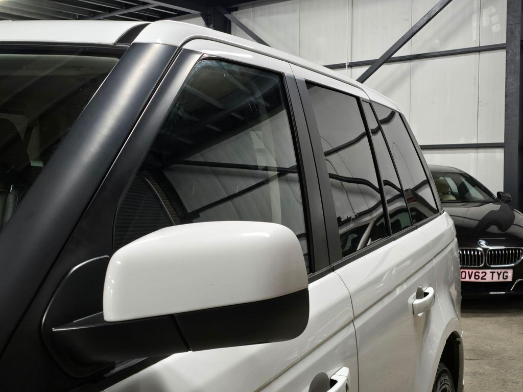 LAND ROVER RANGE ROVER SPORT 3.0 SD V6 HSE Luxury 2012