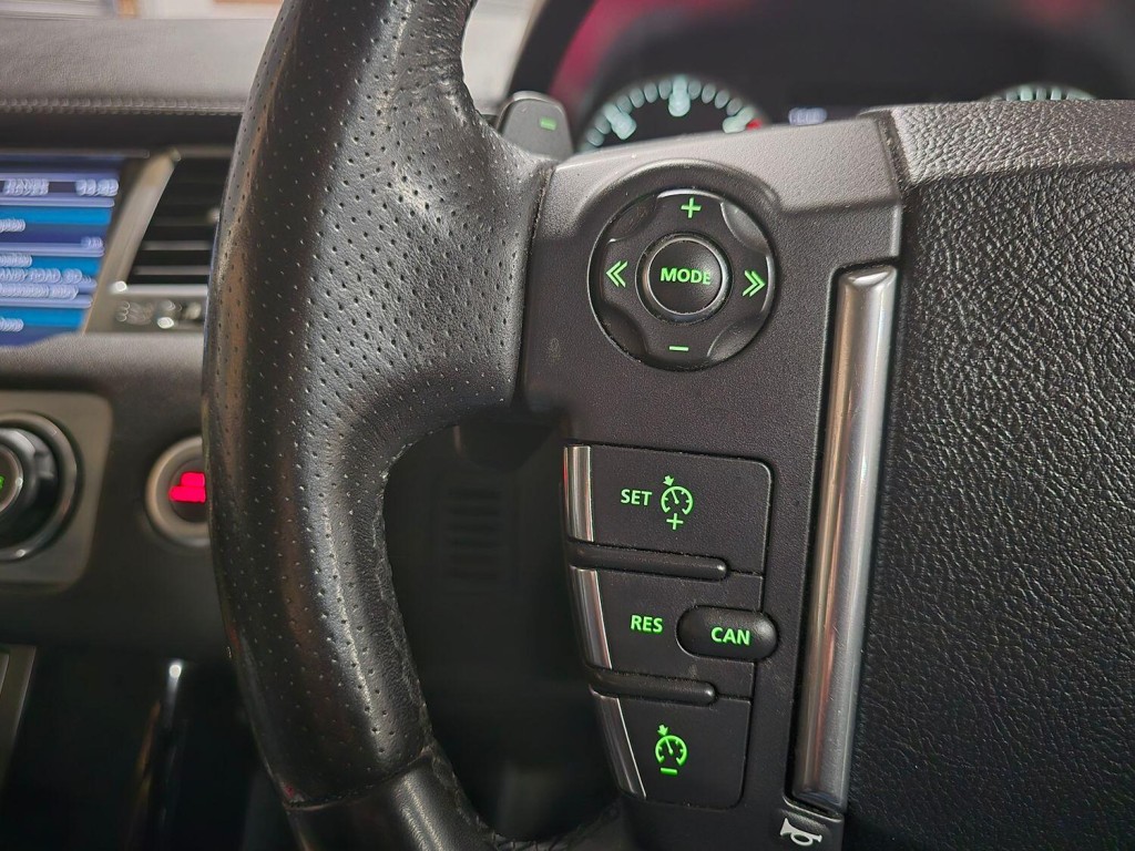 LAND ROVER RANGE ROVER SPORT 3.0 SD V6 HSE Luxury 2012