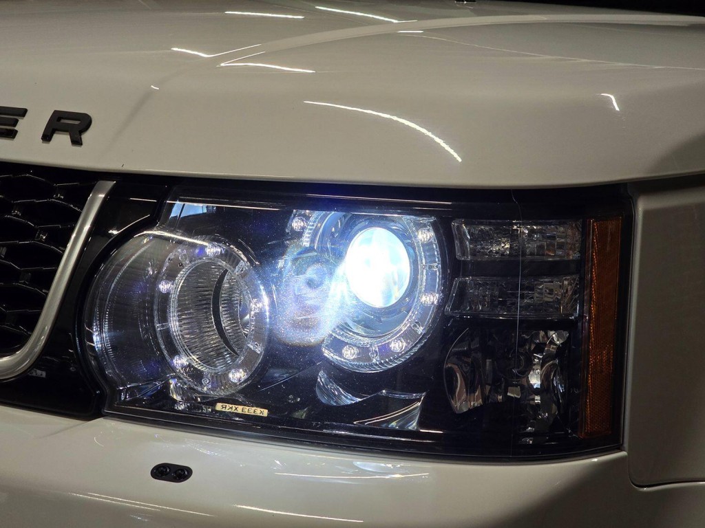 LAND ROVER RANGE ROVER SPORT 3.0 SD V6 HSE Luxury 2012