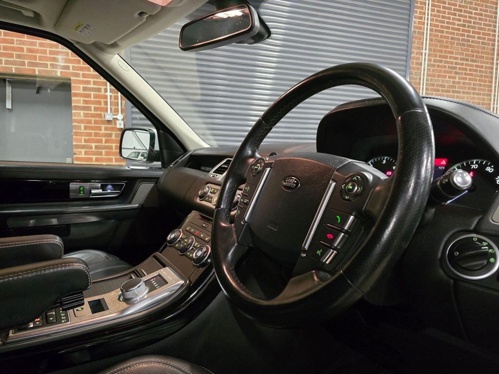 LAND ROVER RANGE ROVER SPORT 3.0 SD V6 HSE Luxury 2012