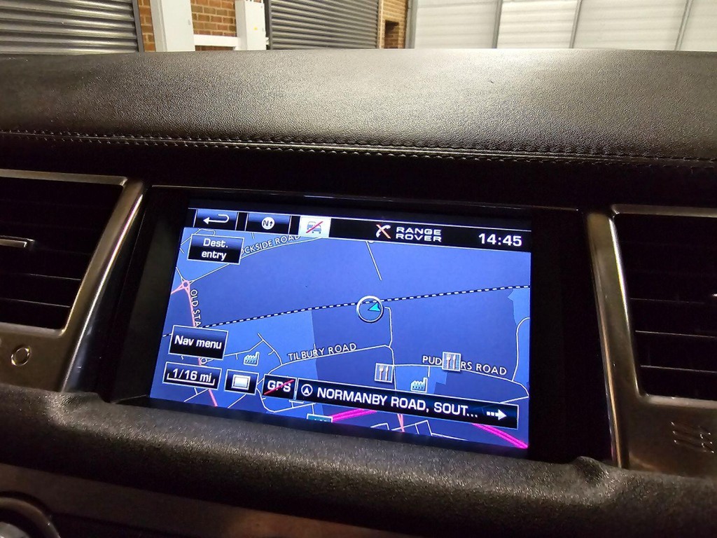 LAND ROVER RANGE ROVER SPORT 3.0 SD V6 HSE Luxury 2012