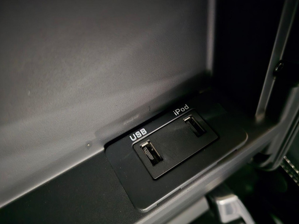 LAND ROVER RANGE ROVER SPORT 3.0 SD V6 HSE Luxury 2012