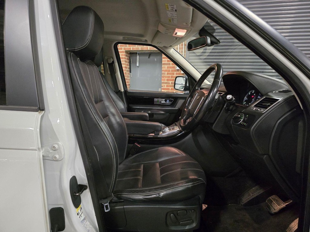 LAND ROVER RANGE ROVER SPORT 3.0 SD V6 HSE Luxury 2012