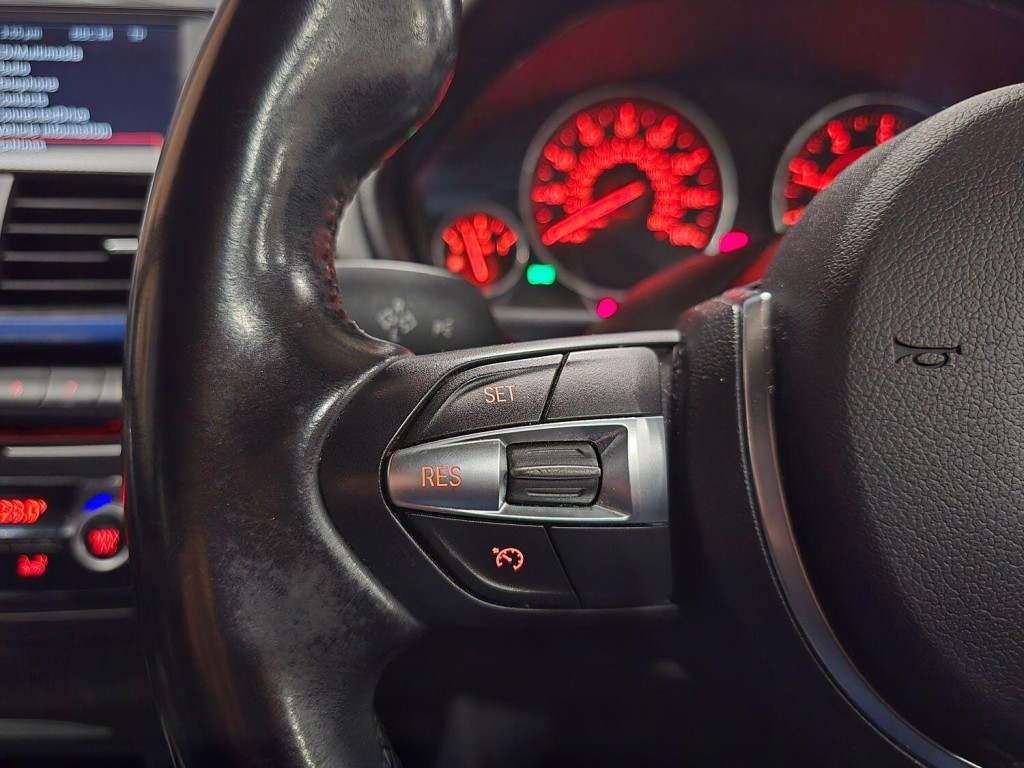 BMW 3 SERIES 2.0 318d M Sport Gran Turismo 2014