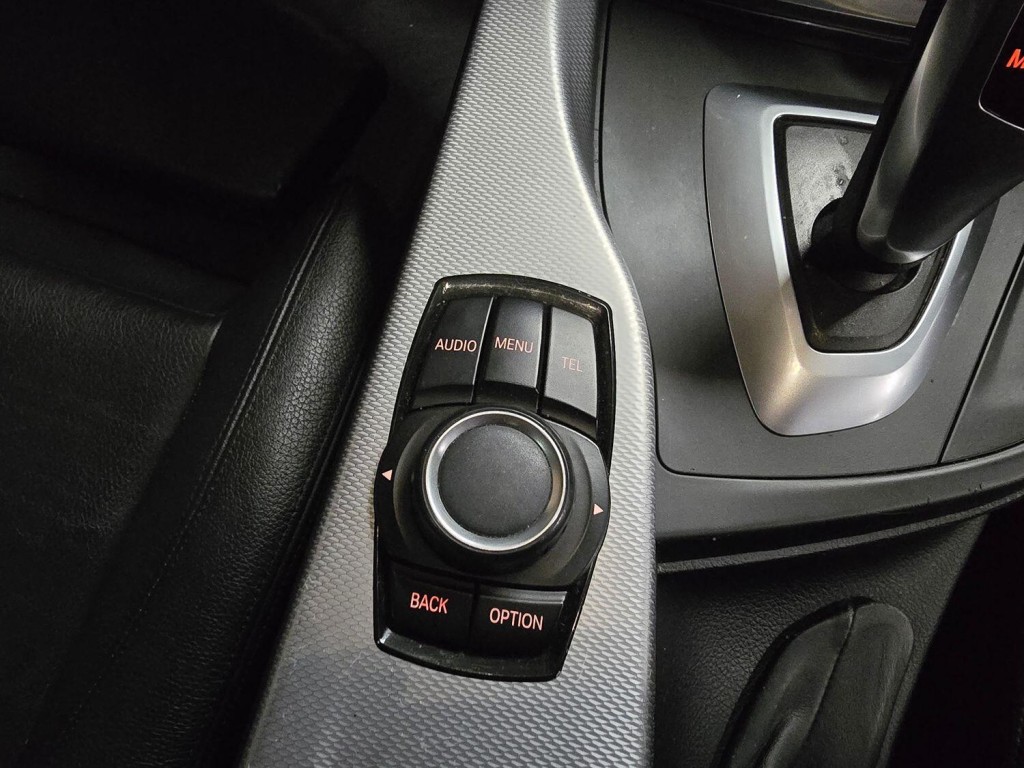 BMW 3 SERIES 2.0 318d M Sport Gran Turismo 2014