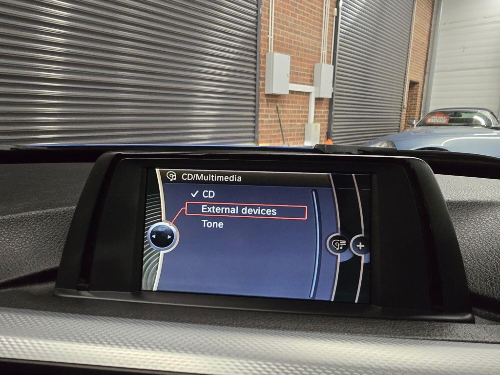 BMW 3 SERIES 2.0 318d M Sport Gran Turismo 2014