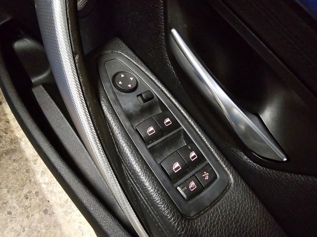 BMW 3 SERIES 2.0 318d M Sport Gran Turismo 2014