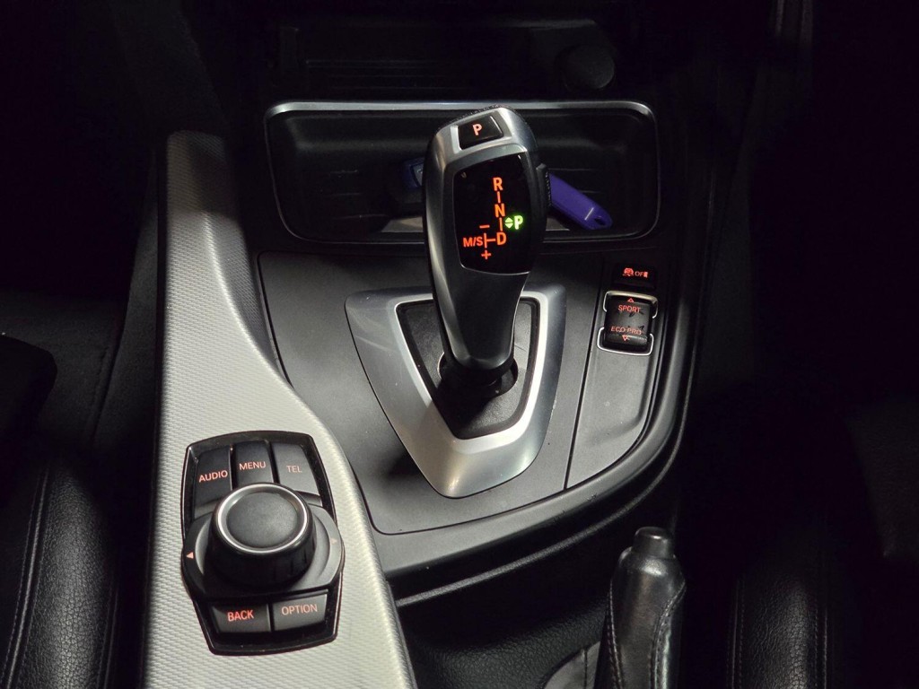 BMW 3 SERIES 2.0 318d M Sport Gran Turismo 2014