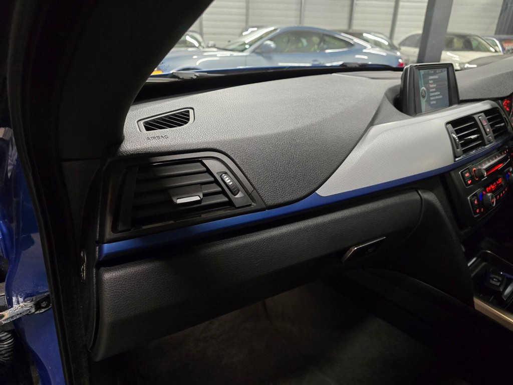 BMW 3 SERIES 2.0 318d M Sport Gran Turismo 2014