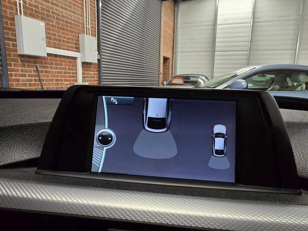 BMW 3 SERIES 2.0 318d M Sport Gran Turismo 2014