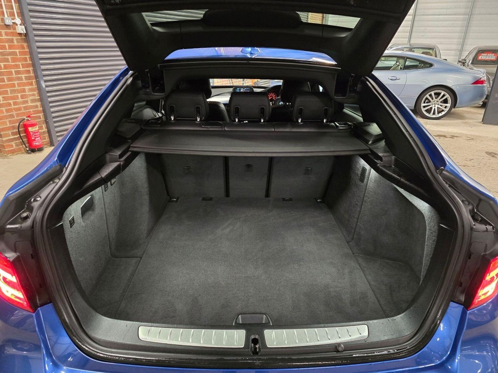 BMW 3 SERIES 2.0 318d M Sport Gran Turismo 2014