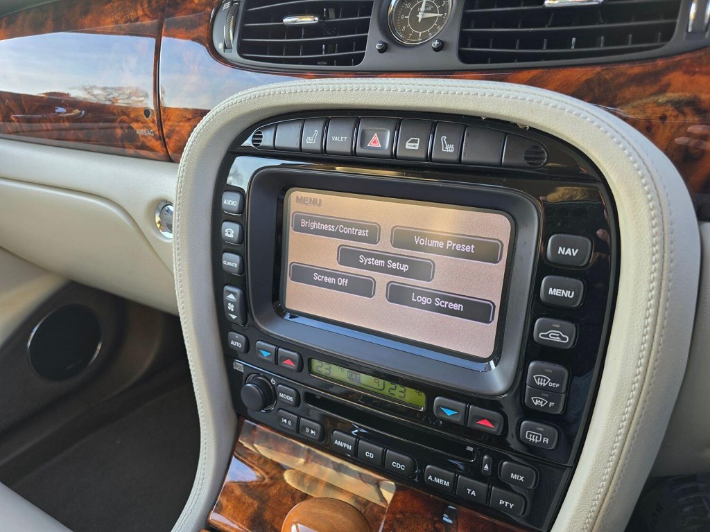 JAGUAR XJ 4.2 XJ8 Sovereign 2006