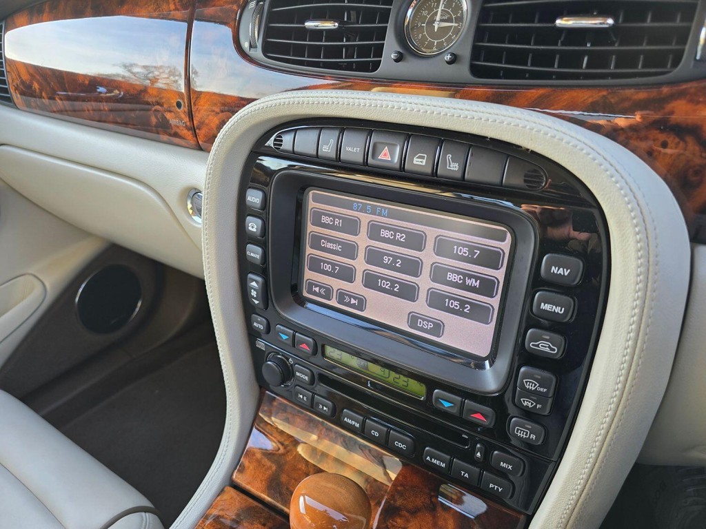 JAGUAR XJ 4.2 XJ8 Sovereign 2006