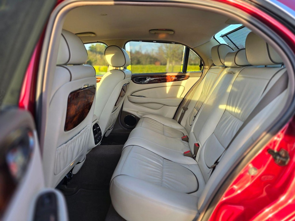 JAGUAR XJ 4.2 XJ8 Sovereign 2006