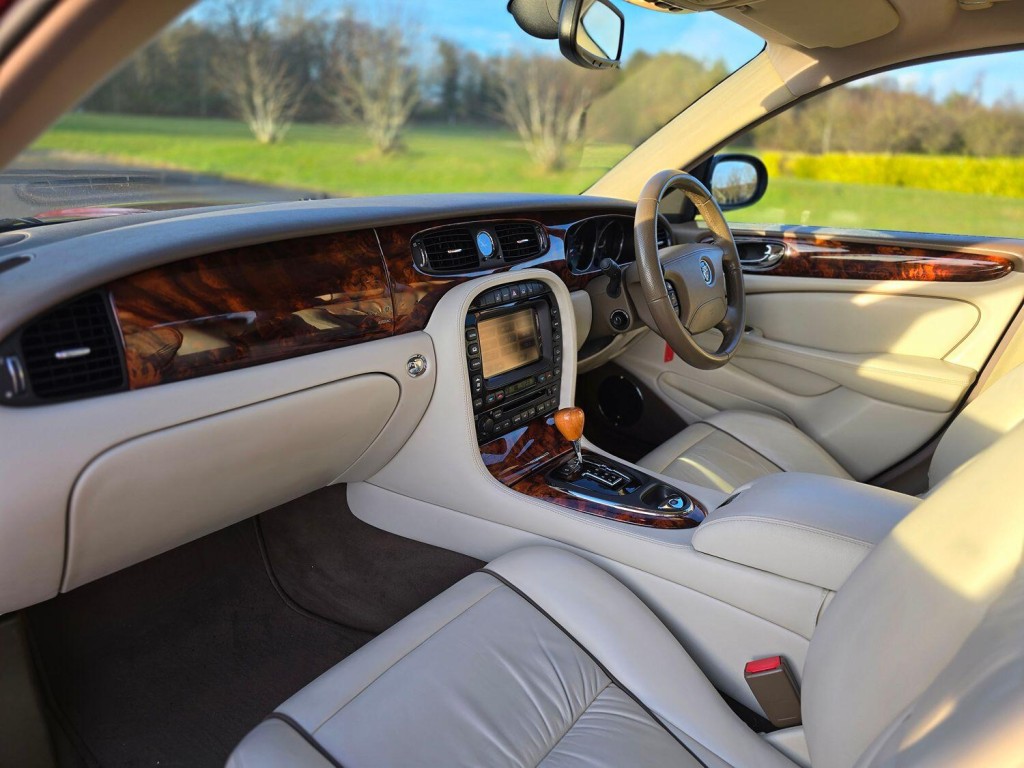 JAGUAR XJ 4.2 XJ8 Sovereign 2006