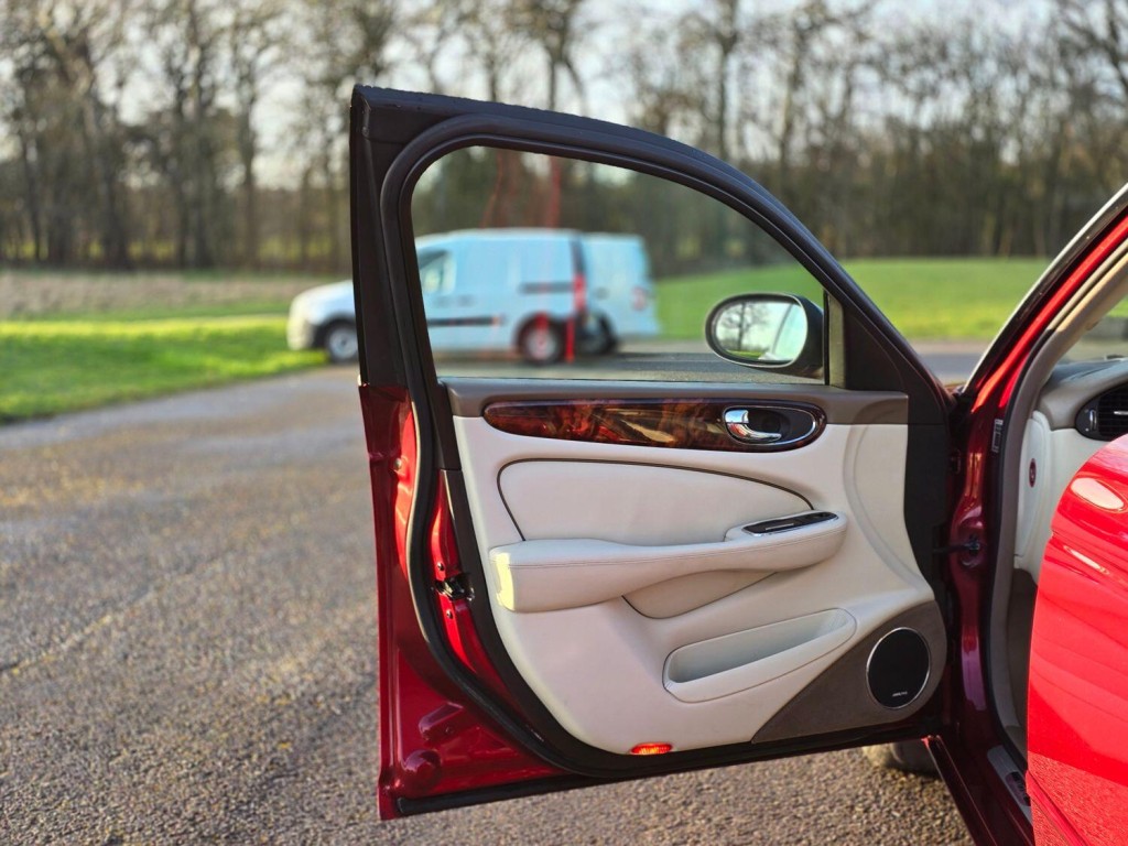 JAGUAR XJ 4.2 XJ8 Sovereign 2006