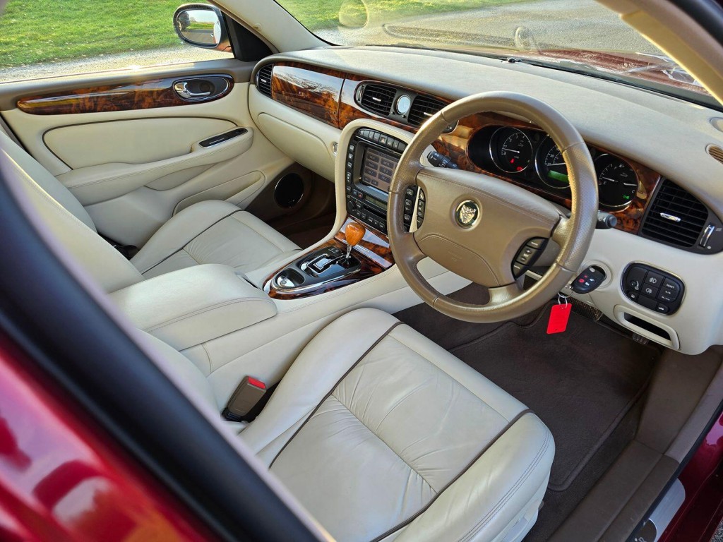 JAGUAR XJ 4.2 XJ8 Sovereign 2006
