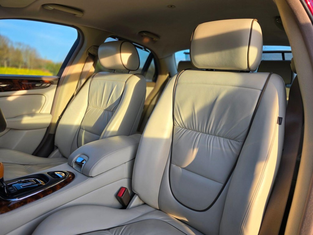 JAGUAR XJ 4.2 XJ8 Sovereign 2006