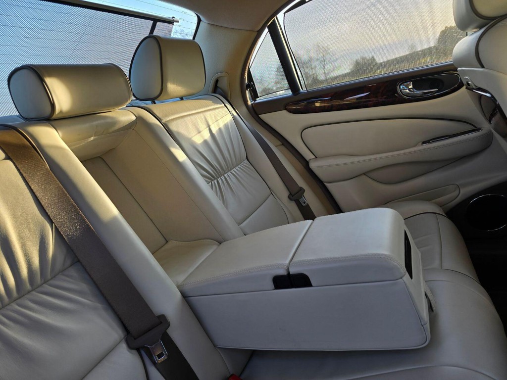JAGUAR XJ 4.2 XJ8 Sovereign 2006