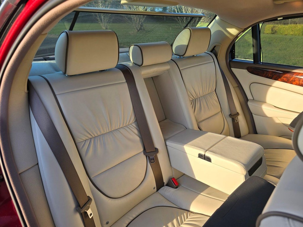 JAGUAR XJ 4.2 XJ8 Sovereign 2006