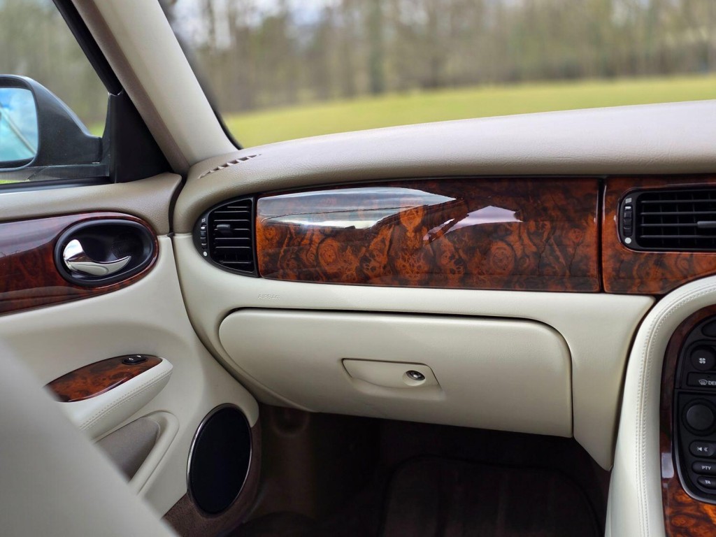 JAGUAR XJ 4.0 Sovereign 1998