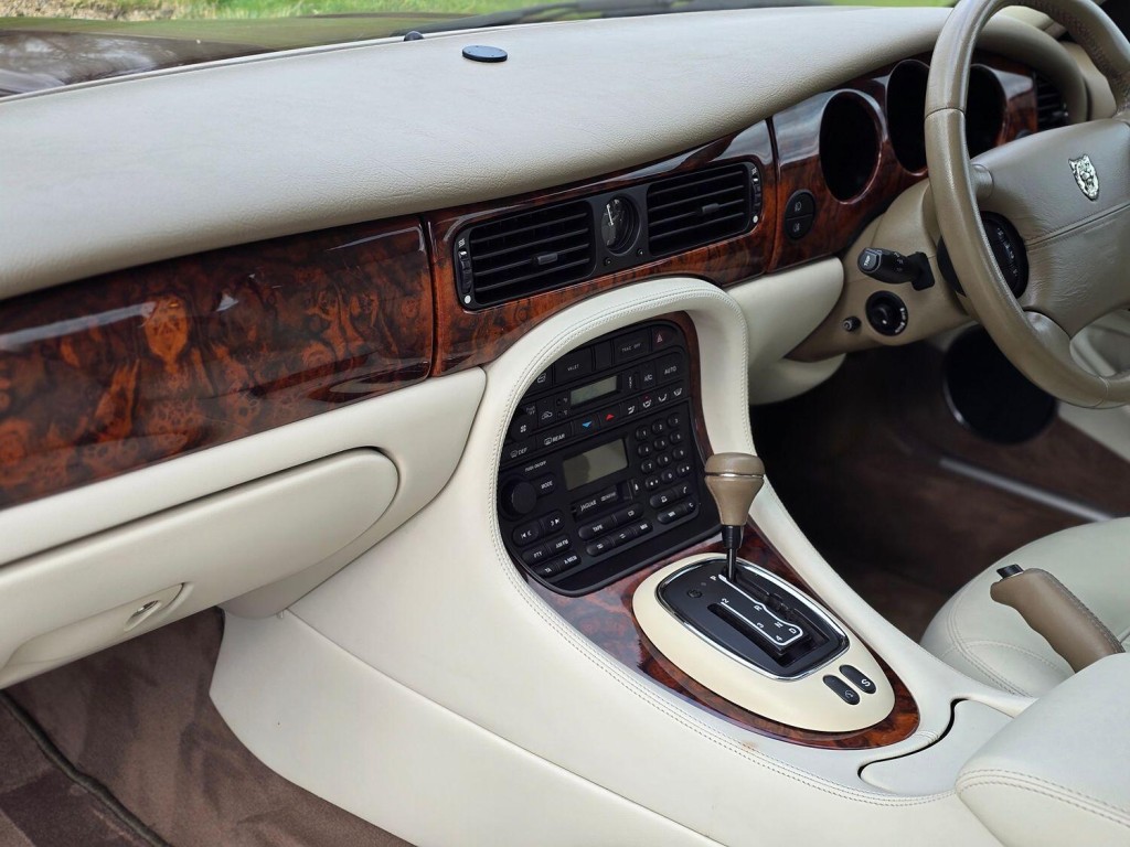 JAGUAR XJ 4.0 Sovereign 1998