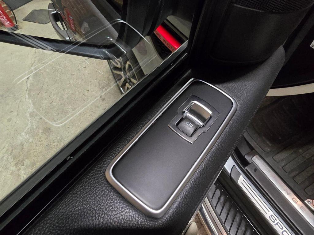 LAND ROVER RANGE ROVER SPORT 3.0 SD V6 HSE 2012