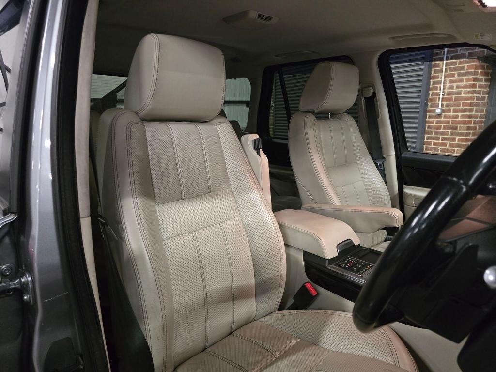 LAND ROVER RANGE ROVER SPORT 3.0 SD V6 HSE 2012