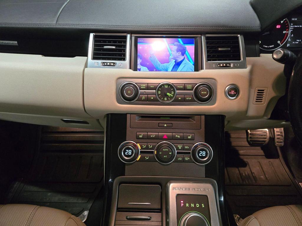 LAND ROVER RANGE ROVER SPORT 3.0 SD V6 HSE 2012