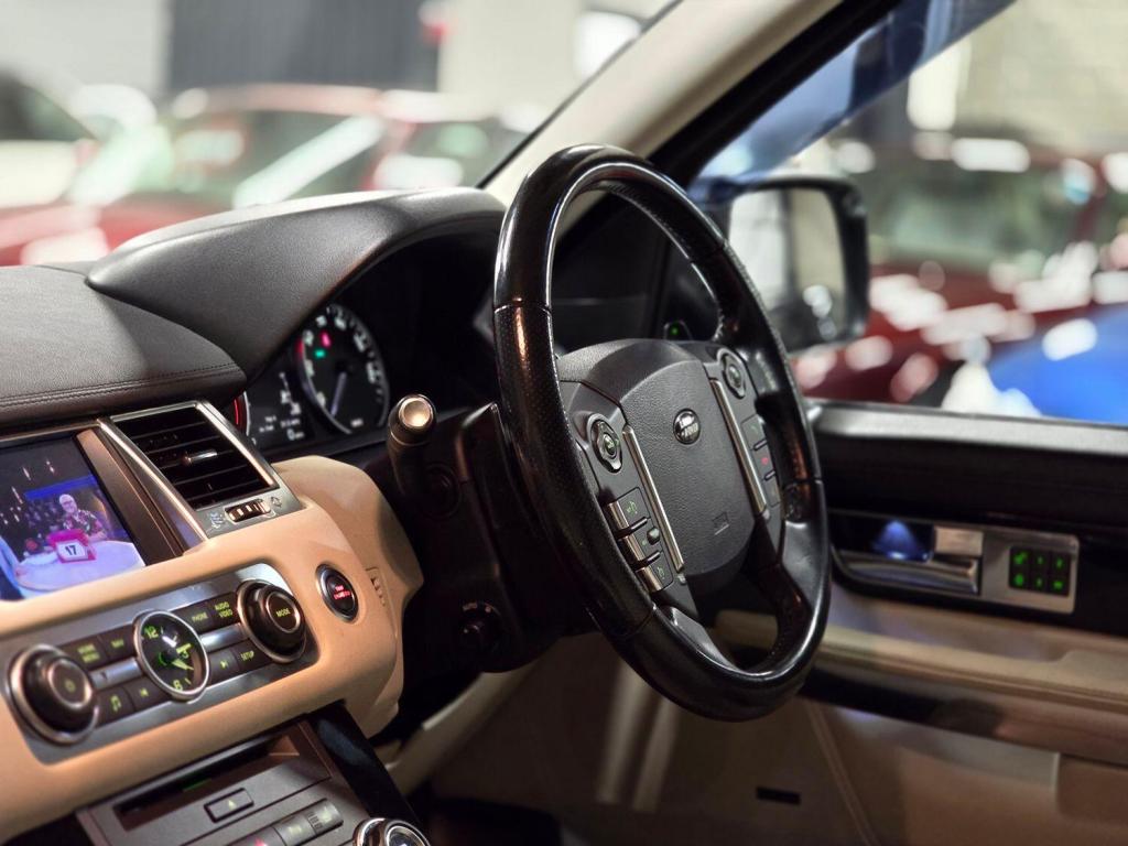 LAND ROVER RANGE ROVER SPORT 3.0 SD V6 HSE 2012