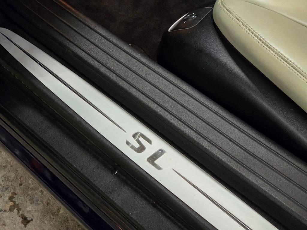 MERCEDES-BENZ SL 5.0 SL500 2006