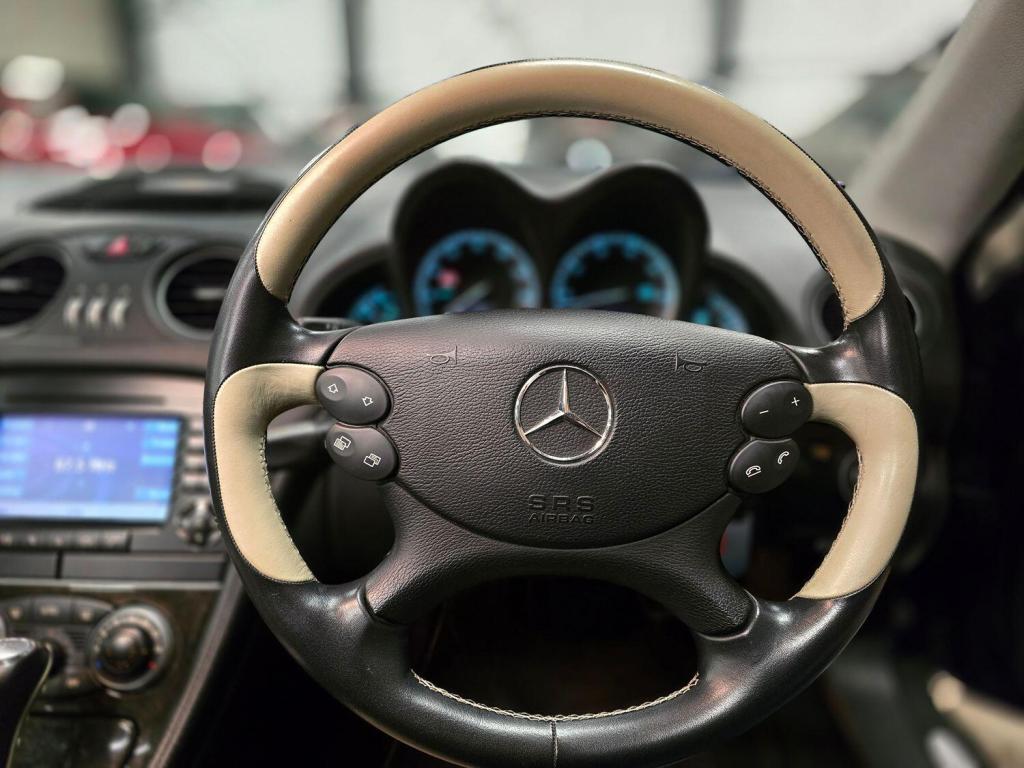 MERCEDES-BENZ SL 5.0 SL500 2006