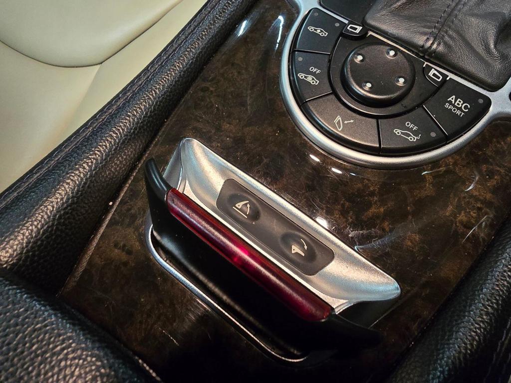 MERCEDES-BENZ SL 5.0 SL500 2006