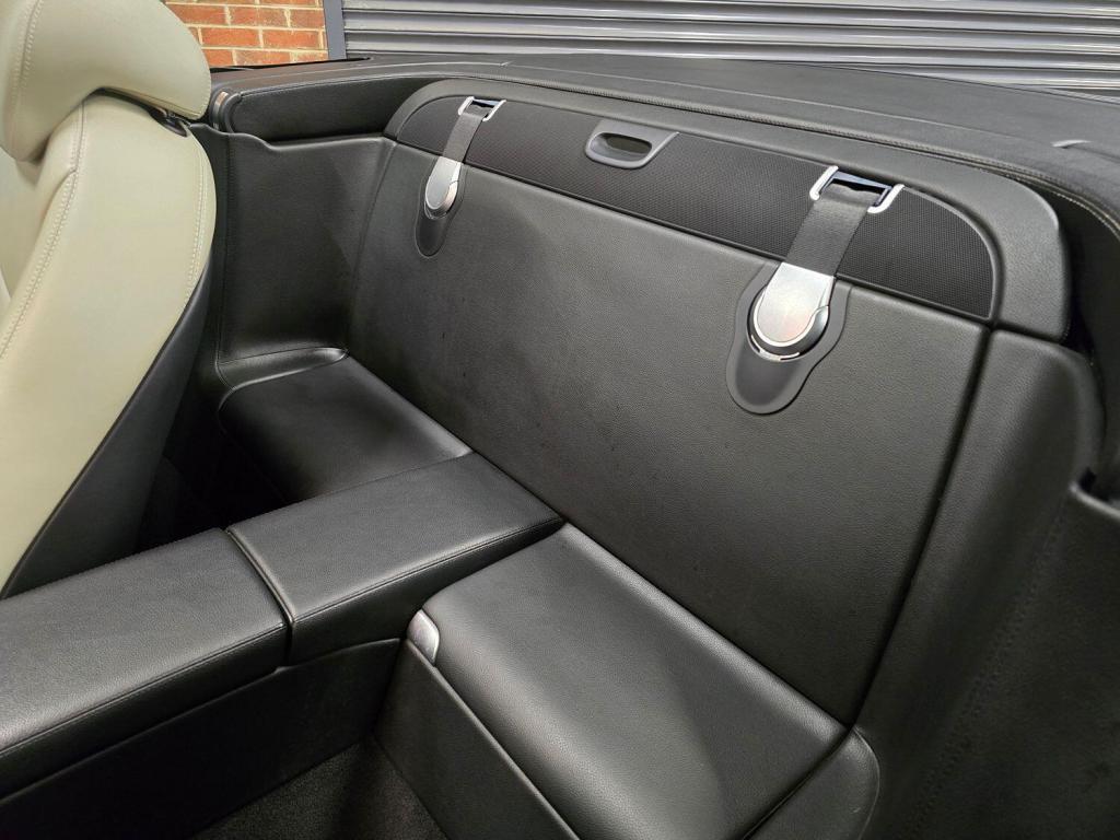 MERCEDES-BENZ SL 5.0 SL500 2006