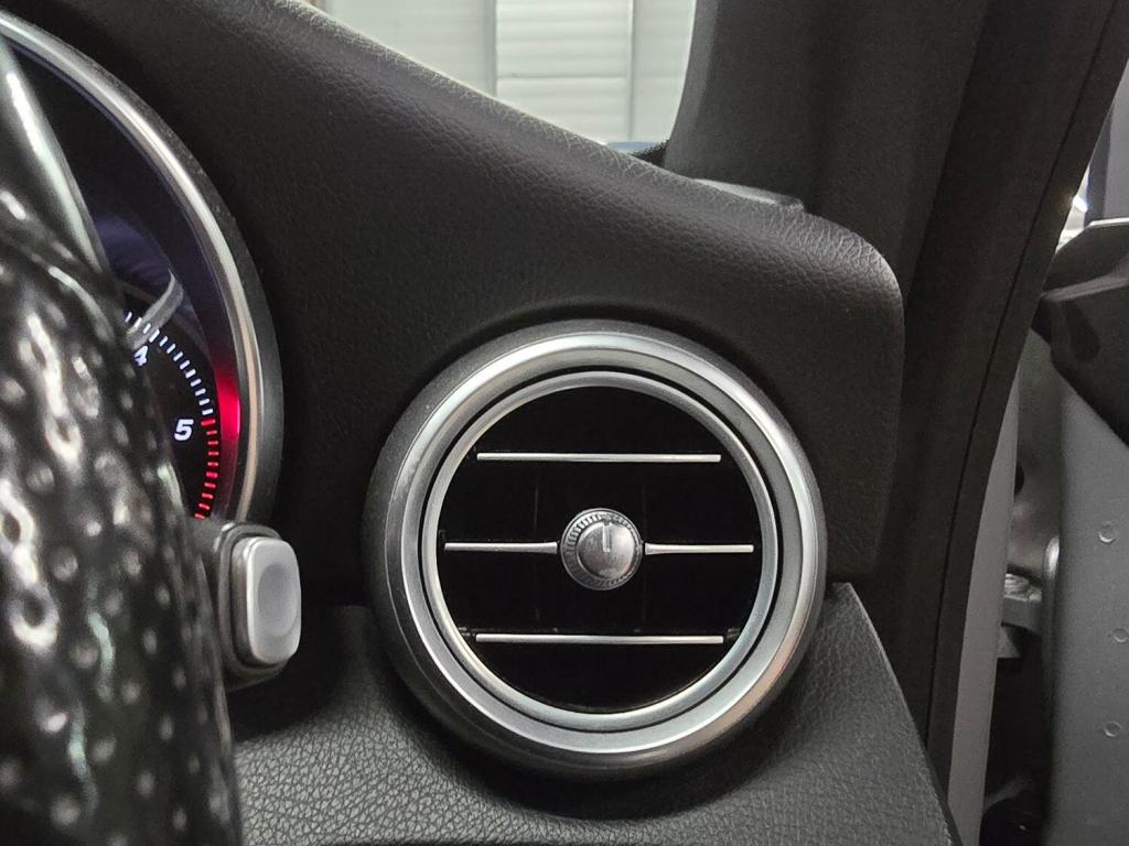 MERCEDES-BENZ C CLASS 2.1 C220d AMG Line 2017