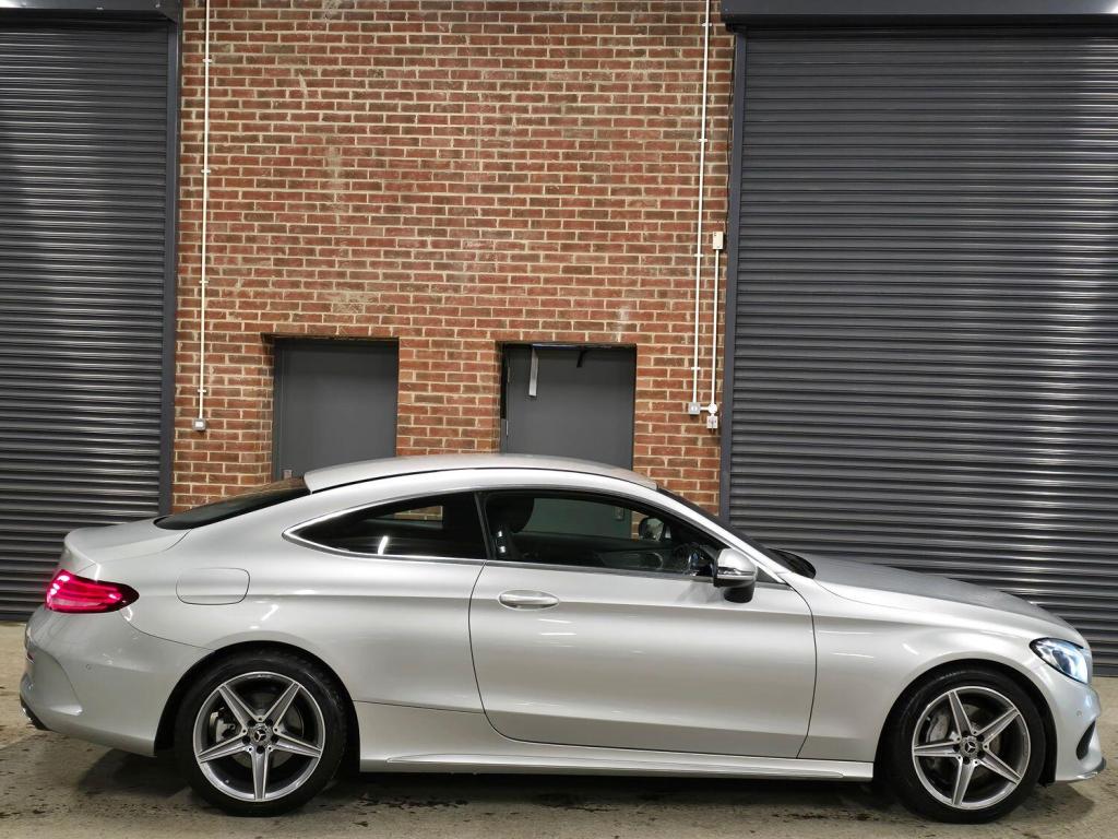 MERCEDES-BENZ C CLASS 2.1 C220d AMG Line 2017