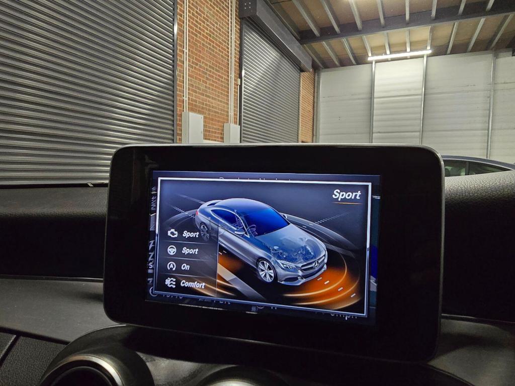 MERCEDES-BENZ C CLASS 2.1 C220d AMG Line 2017