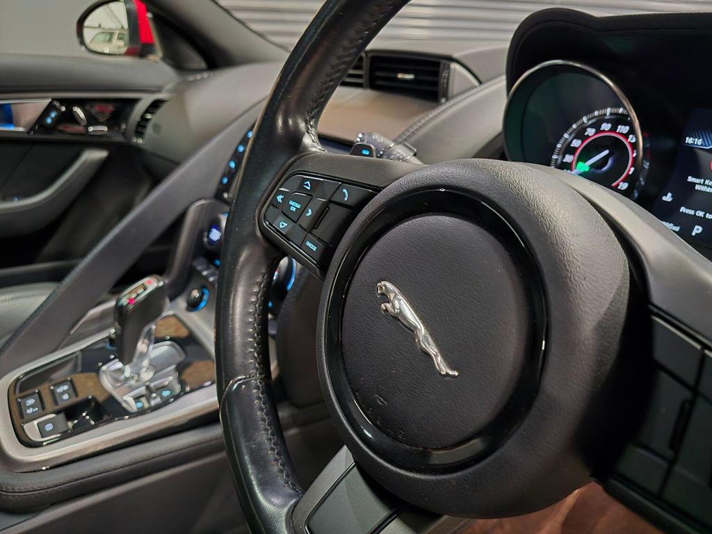 JAGUAR F-TYPE 3.0 V6 2015