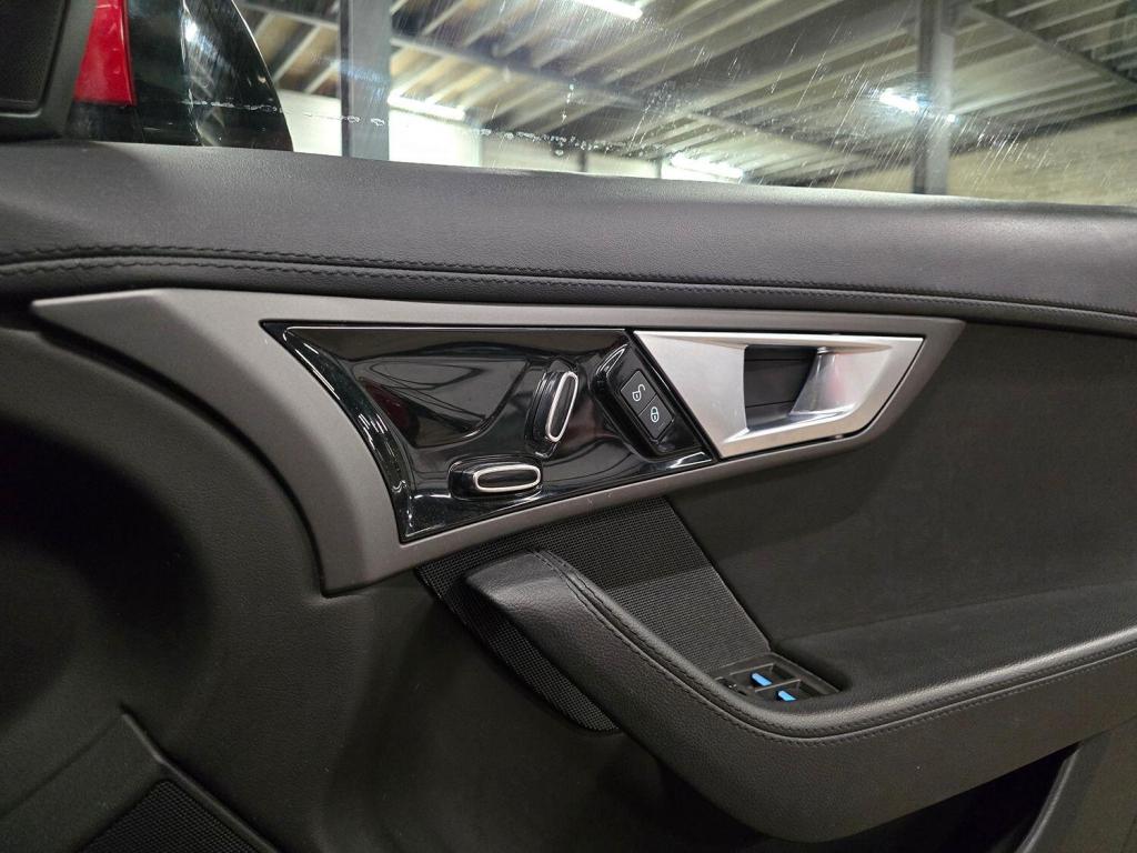 JAGUAR F-TYPE 3.0 V6 2015